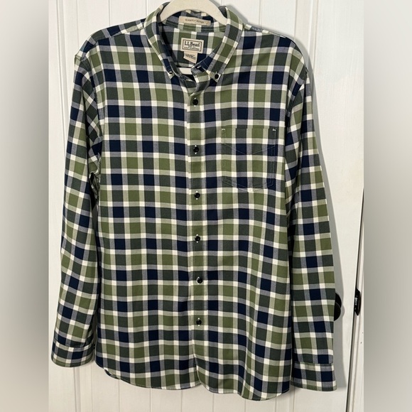 L.L Bean Slightly Fitted Blue and Green Button Down Flannel - Picture 1 of 6
